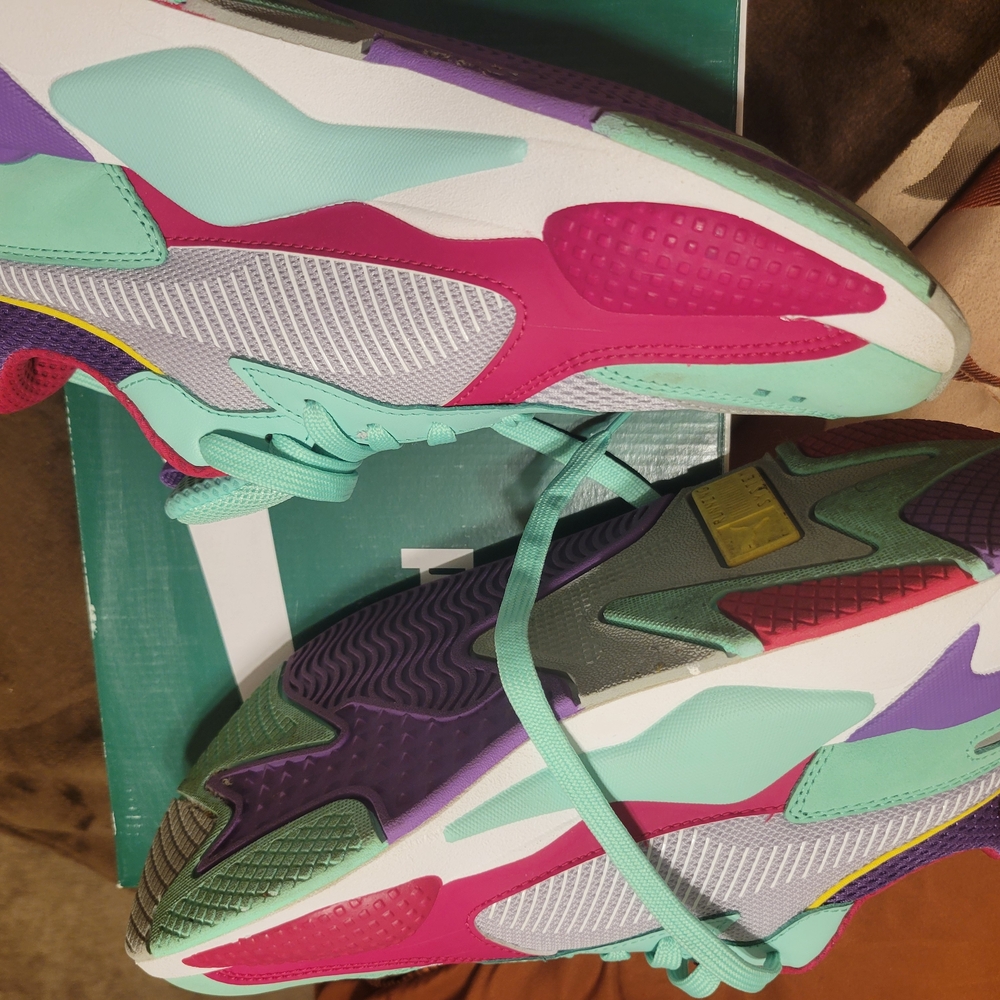 Puma Men's Teal and Pink Sneakers - Picture 3 of 6